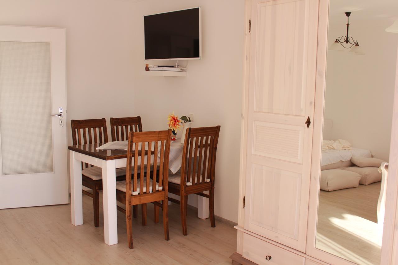 Mariaprimavera Apartment Am Kurpark Mit Schwarzwaldblick * * * * บาดโครซิงเงน ภายนอก รูปภาพ