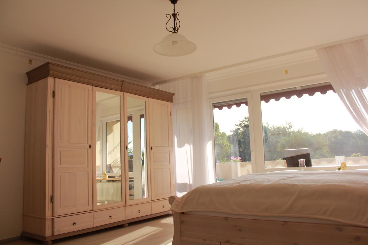 Mariaprimavera Apartment Am Kurpark Mit Schwarzwaldblick * * * * บาดโครซิงเงน ภายนอก รูปภาพ